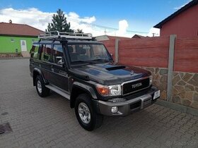 Land Cruiser HZJ 76 4,5TD V8, 205 PS, NAVIGACE, MAX.Výbava