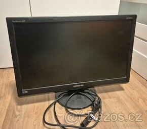 LCD monitor Samsung SyncMaster 2494LW 24" FullHD