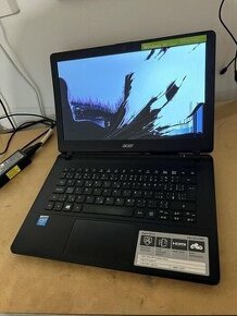 Predám notebook Acer 13,3"Aspire ES 13 na diely alebo opravu - 1