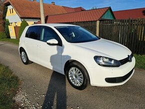 Volkswagen Golf 6 1.6MPi Trendline - 1