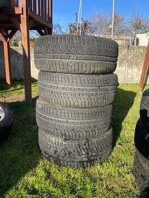 Hankook 235/50 R18 zimní pneu