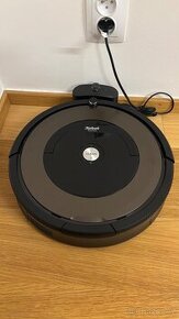 iRobot Roomba 896 - robotický vysavač