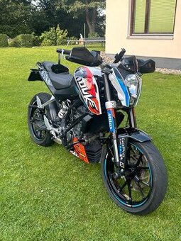 KTM Duke 125