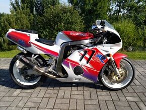 Suzuki GSX-R 400