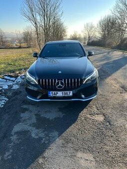 Mercedes C 400 4Matic 245kw V6 benzin 2016 nove v cr