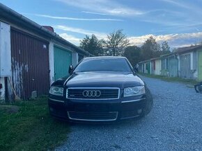 Audi A8 Na díli nebo jako celek pojizdná