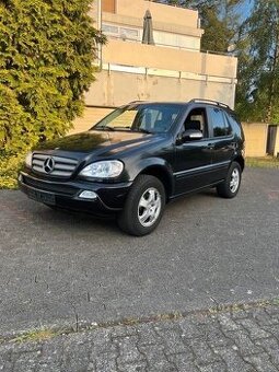 Prodám obutá a vyvážená Alu kola na Mercedes-Benz ML W163