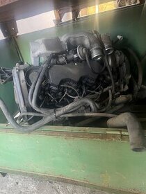 Motor Boxer peugeot 2,5 td 79 kw Kw