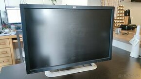 Monitor HP LP3065 - 1