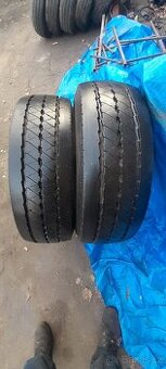 Pneu 245/70 R17,5  Good Year 2 kus