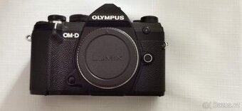 Olympus OM-D M5 III - 1