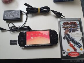 SONY PSP-3008 slim+nabíječka Hra Tekken+2GB karta