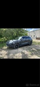 Porsche cayenne 3.0 diesel 176kw bez Měchů na pružinách