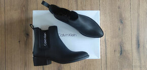 boty Calvin Klein vel. 39