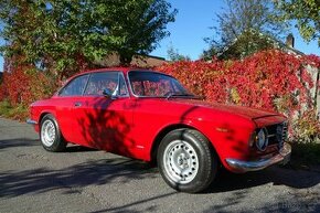 Alfa Romeo GT 1300