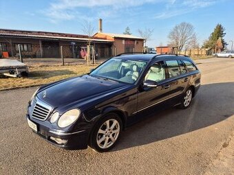 Mercedes E W211