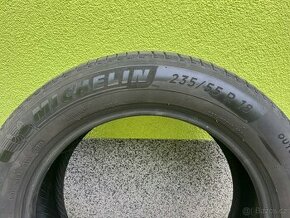 Michelin Primacy 4 235/55 R18 100 V