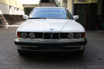 BMW 735i Long - 1