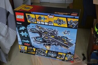 Super Heroes 76042 The SHIELD Helicarrier