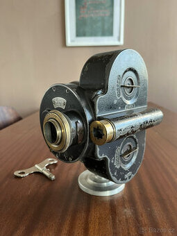 kamera Bell&Howell Eyemo 71