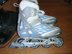 Brusle RollerBlade EU 42,5 jako nové + rukavice chrániče