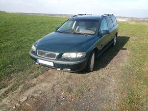 Prodám Volvo V70, 2,4T 147kW, benzín+LPG, manuál