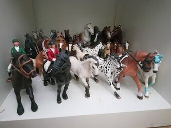 Schleich sběratelské figurky