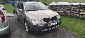 Octavia Scout 2.0 TDI 4x4 - 1