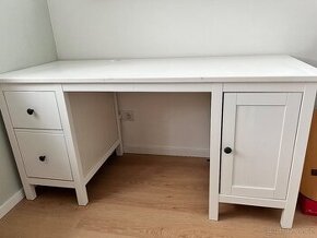 Psací stůl Hemnes Ikea