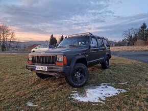 Jeep Cherokee XJ 4.0L SPORT 4x4