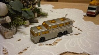 MATCHBOX RW COACH NO 66 NEHRANÝ TOP STAV