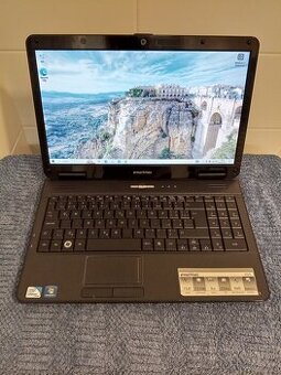 Notebook Acer Emachines E525 - Pěkný stav