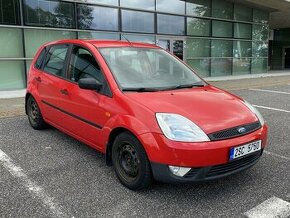 Ford Fiesta 1.3 51 kW, 1. majitelka, 11/2003