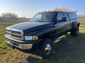 Dodge RAM 3500 5.9 cummins