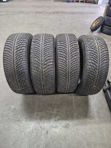 Zimní pneu michelin 235/60 R18 107H