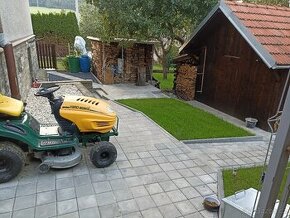 Zahradní traktor