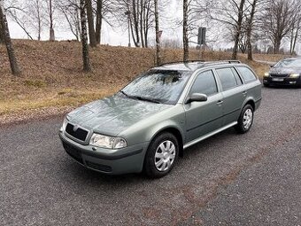 ŠKODA OCTAVIA 2.0MPI COMBI XENONY - 1