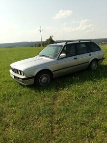 BMW E 30 318i TOURING - 1