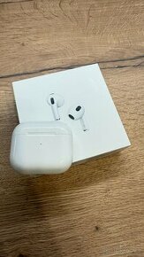 Apple AirPods3 s MagSafe nabíjecím pouzdrem