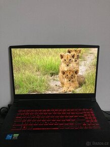 MSI Katana GF76 11UC