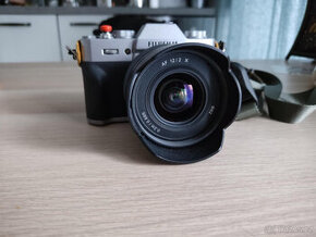 Samyang AF 12 mm f/2.0 FujiFilm XF