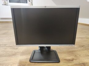 Daruji 22" LCD monitor HP LA2205wg