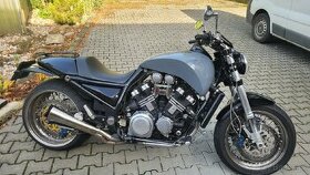 Yamaha V-max 1200 stavba - 1