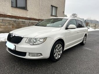 Škoda Superb Combi 2.0Tdi 103kW dsg, bohatá výbava