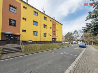 Prodej bytu 2+1, 48 m², Chvaletice, ul. Smetanova - 1