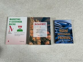 Prodám knihy: Marketing v cestovním ruchu, management a říze