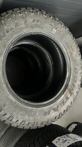 Goodyear Wrangler duratrac 255/70r18