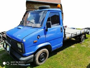 Odtahovka Peugeot J5 - starší typ