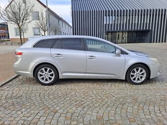 Toyota Avensis Kombi T27 2.0 D4D