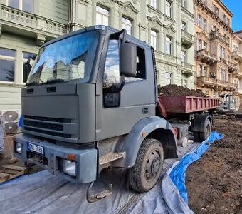 IVECO 4X4 kontejner